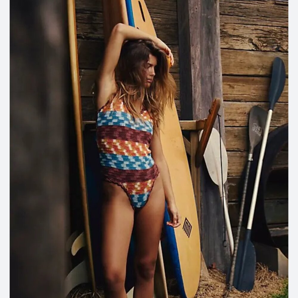 new FREE PEOPLE ITS NOW COOL CROCHET SWIMSUIT XS/S (BLUE TROPIC) - Picture 2 of 3